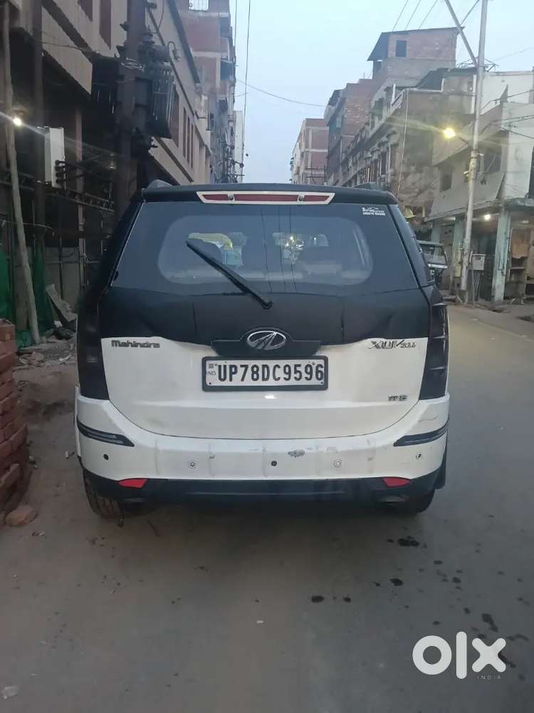 Mahindra Xuv500 W8 2013 Car