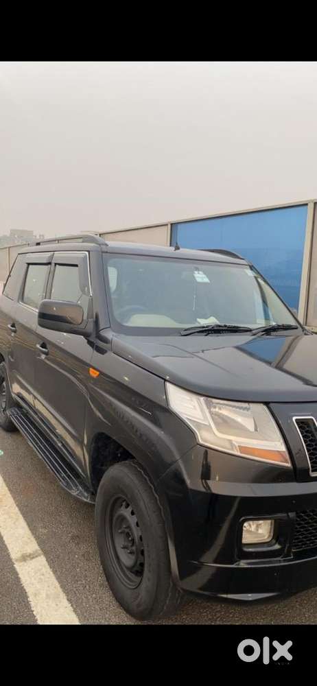 Mahindra Tuv 300 2017 Diesel 94600 Km Driven