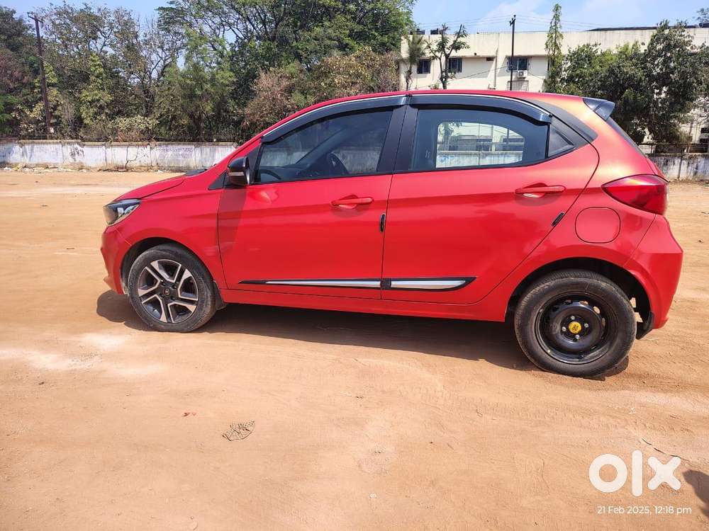 Tata Tiago Xza Plus, 2021, Petrol