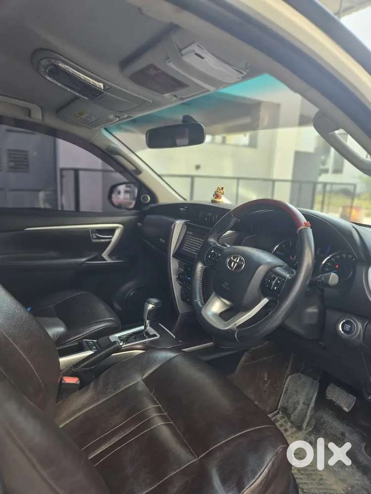 Toyota Fortuner Legender 2017