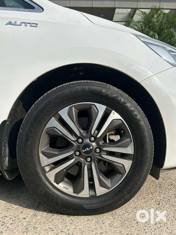 Kia Carnival Limousine Plus 7 Str, 2023, Diesel