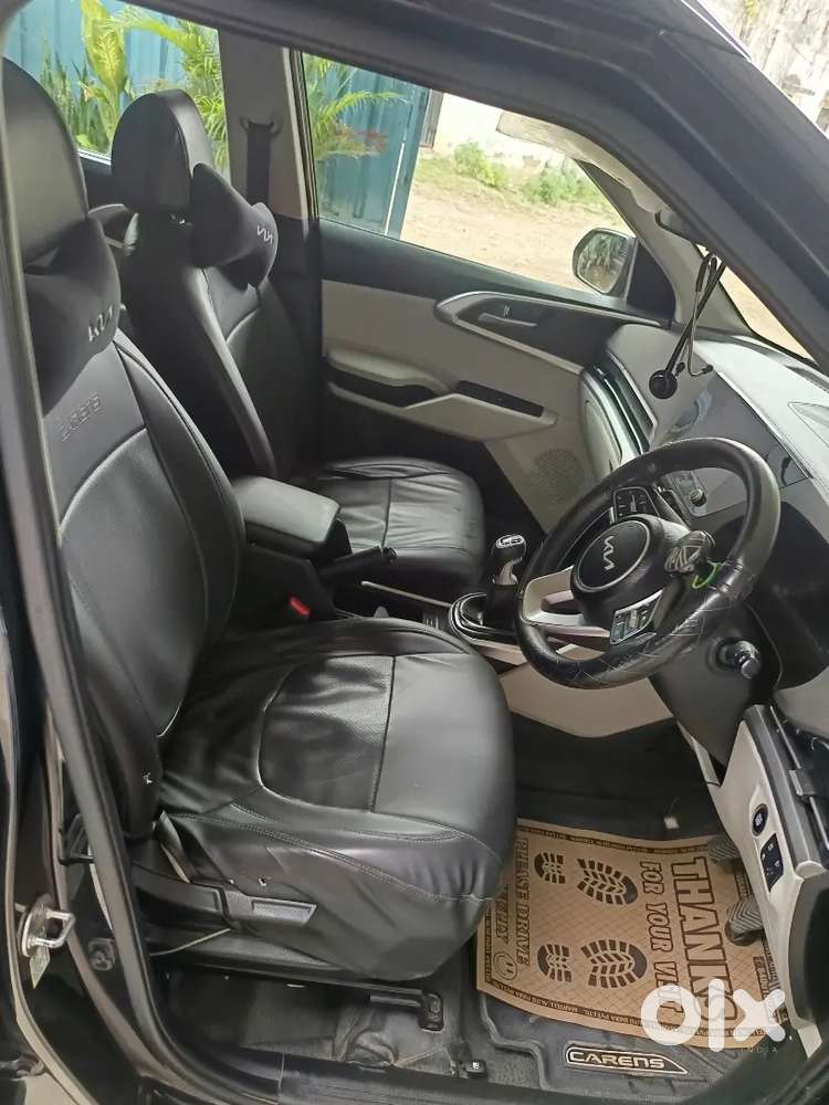 Kia Carens Prestige Plus 2024