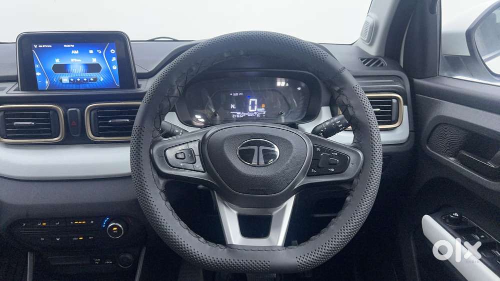 Tata Punch Accomplished Amt Sunroof, 2024, Petrol
