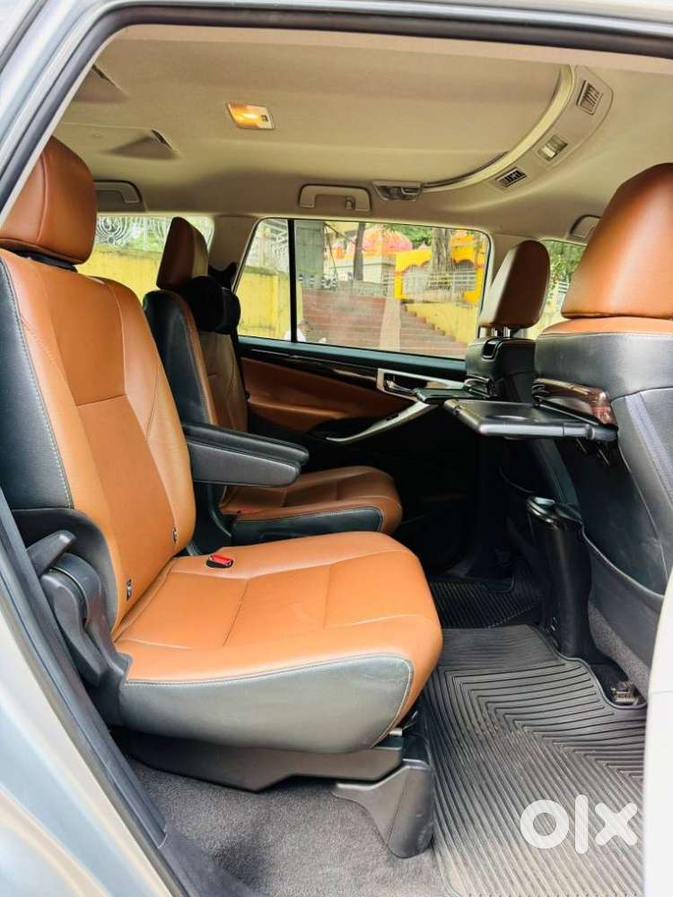 Toyota Innova Crysta 2.8z Automatic, 2019, Diesel