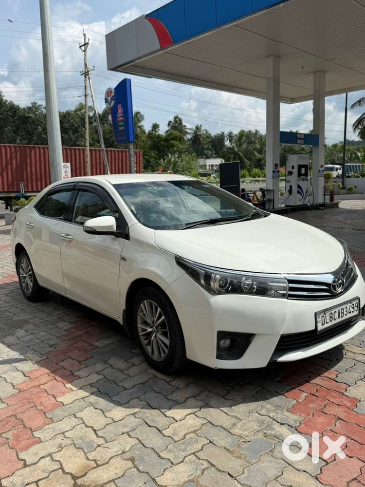Toyota Corolla Altis 2014