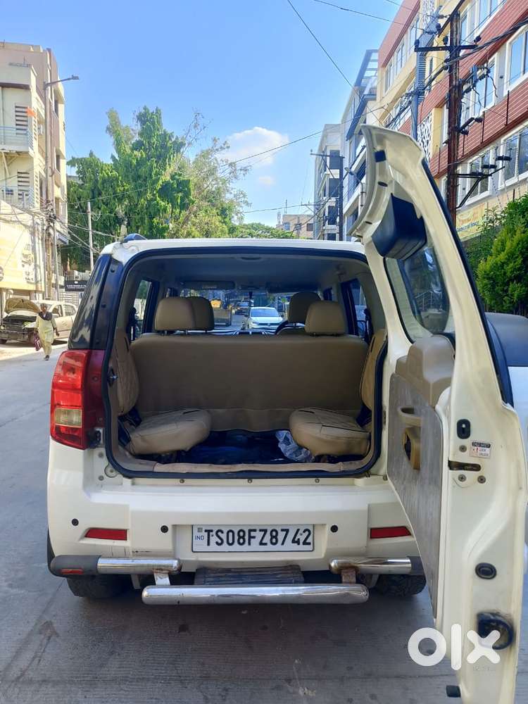 Mahindra Tuv 300 T8, 2018, Diesel