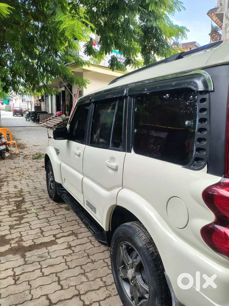 Mahindra Scorpio Classic S11 2017  Year Diesel