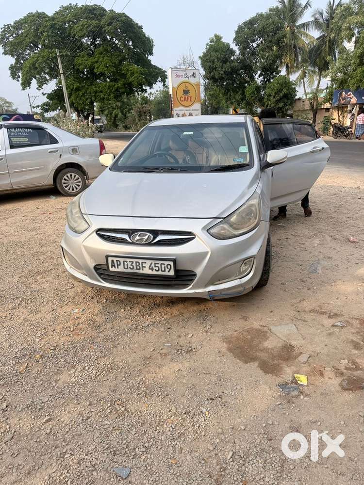 Hyundai Verna  2013 December