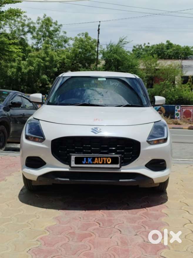 Maruti Suzuki Swift 1.2 Vxi (o), 2025, Petrol