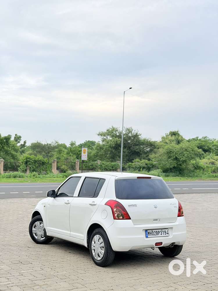 Maruti Suzuki Swift Vxi Optional, 2010, Petrol