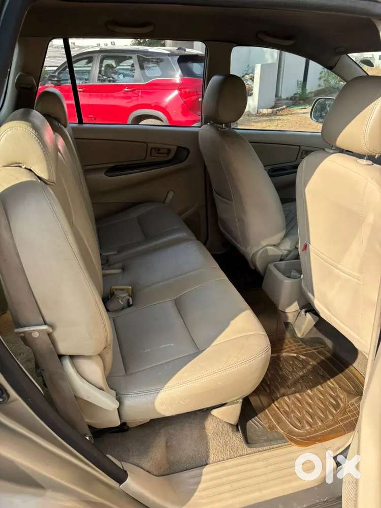 Toyota Innova 2006 Diesel Well Maintained