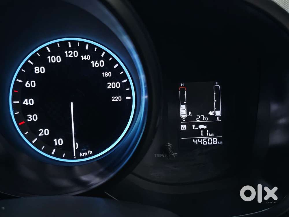 Hyundai Venue 1.2 S Plus, 2022, Petrol