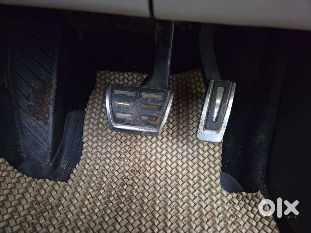 Skoda Karoq 1.5 Tsi, 2021, Petrol