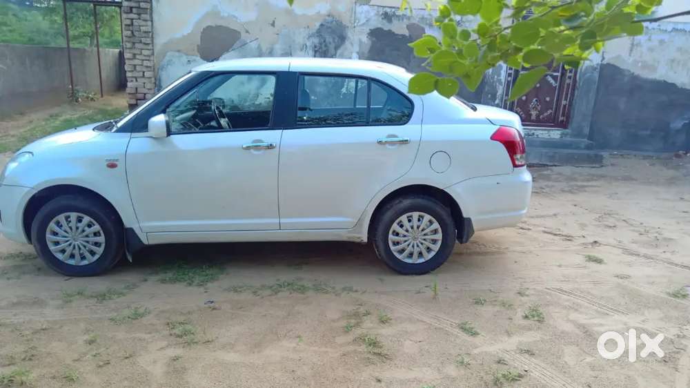 Maruti Suzuki Dzire 2015 Diesel 130000 Km Driven