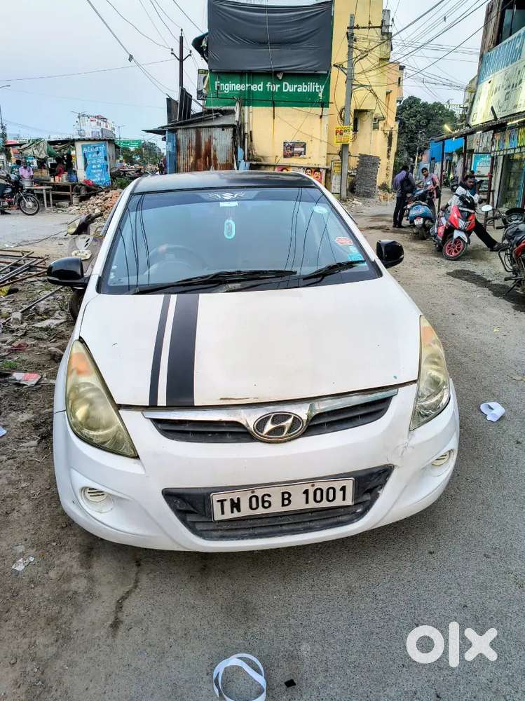 Hyundai I20 Petrol Well Maintained Single Owner, Very Good Condition.