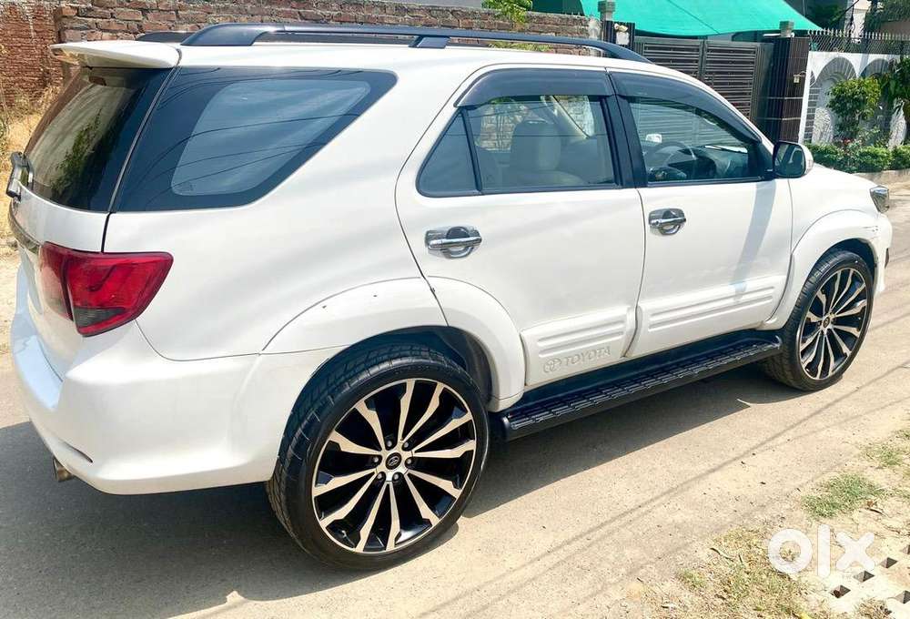 Toyota Car Diesel 2015