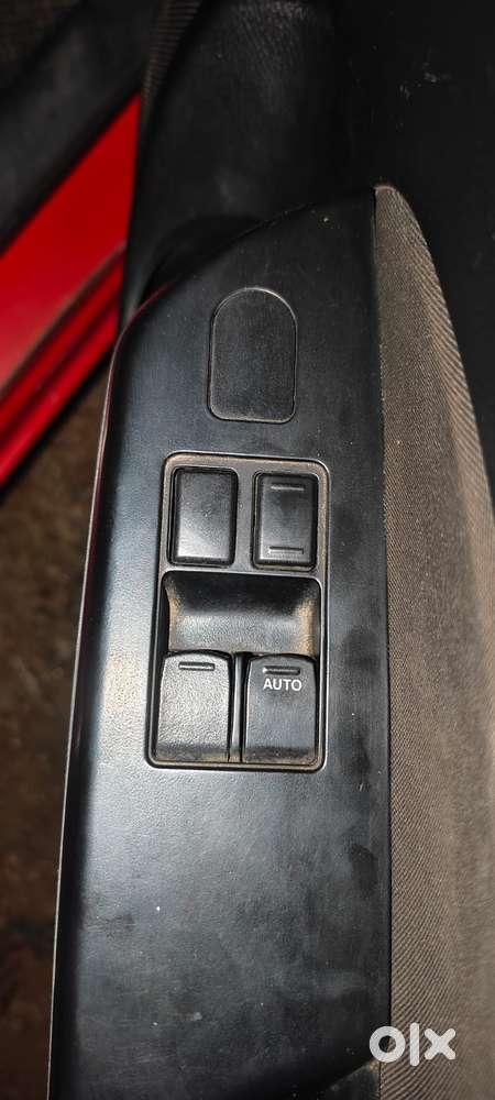 Maruti Suzuki Swift 1.2 Vxi (o), 2017, Petrol