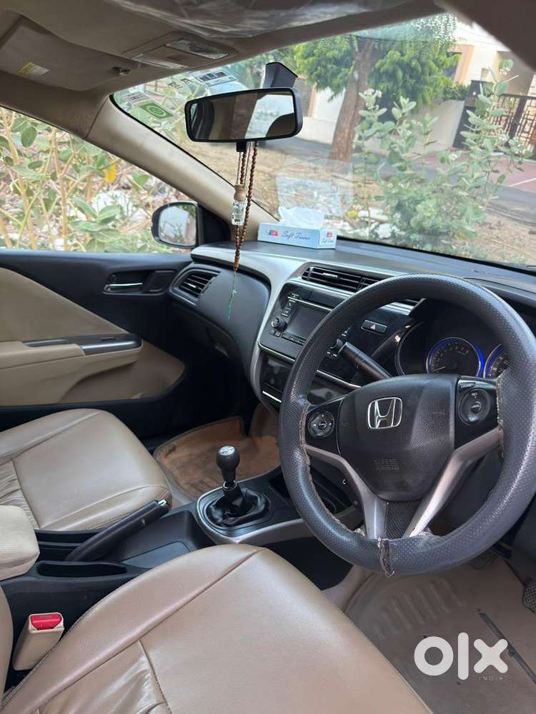 Honda Car 2016 Ready Petrol Manual 85,000 Km, First Owner