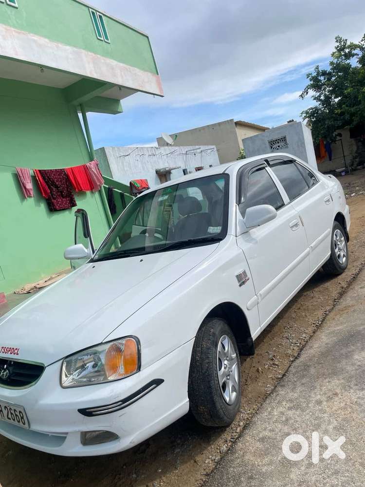 Hyundai Accent Petrol 2010