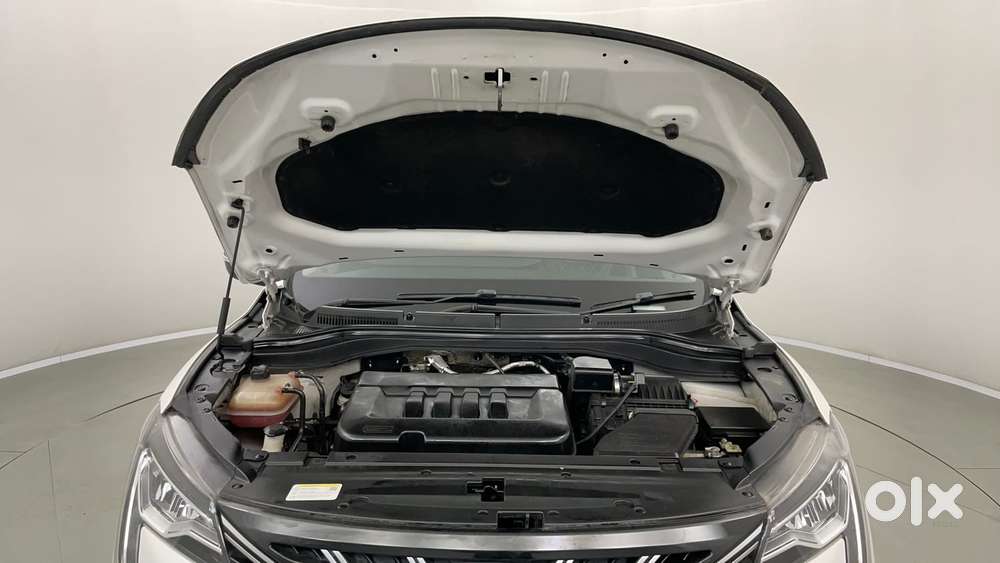 Mahindra Xuv700 2.2 Ax 5 Diesel At 7 Str, 2023, Diesel