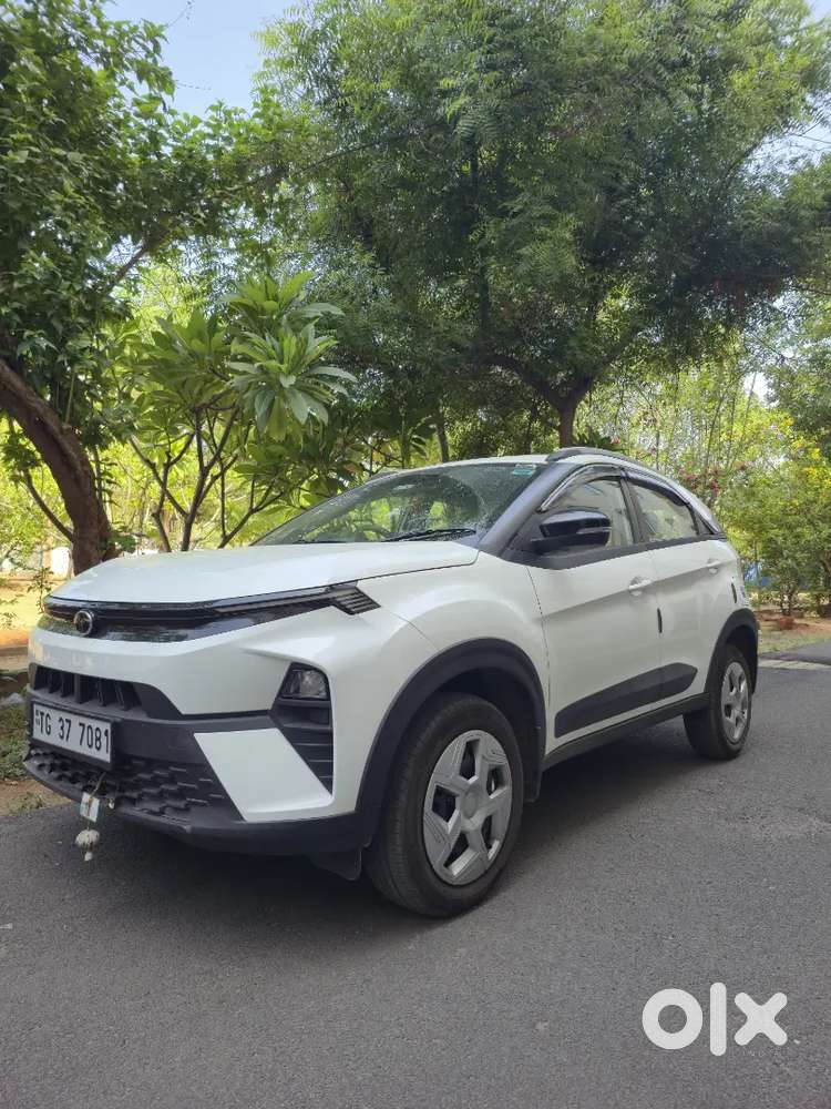 Tata Nexon Pure + S Pkt Ph2
Nov 2025 Model
9,500 Km Driven
