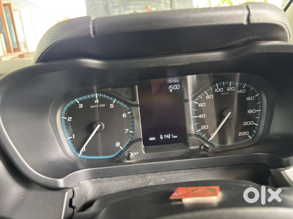 Tata Altoz Diesel Manual 2024 Well Maintained Car With Sunroof