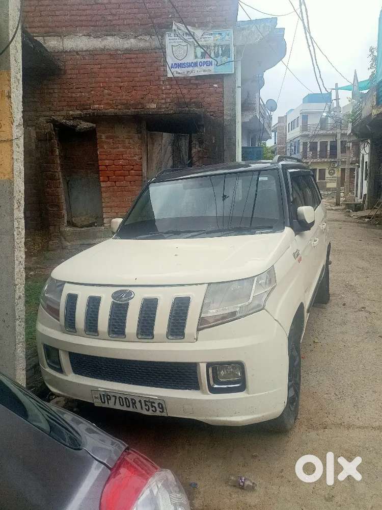Mahindra Tuv 300 2017