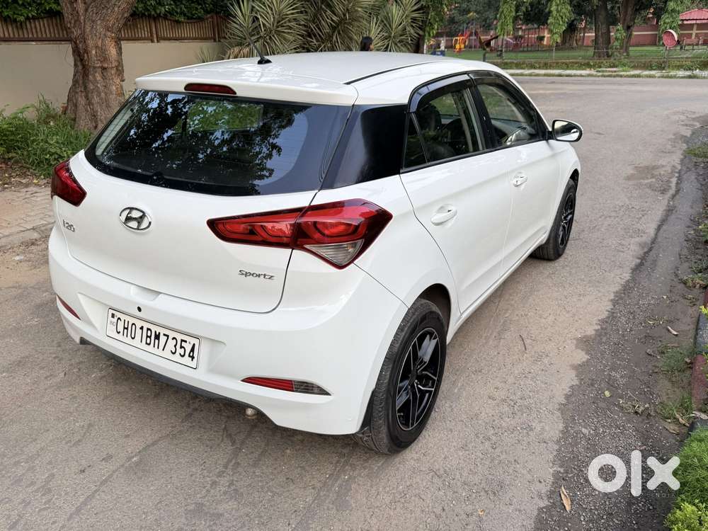 Hyundai I20 Sportz 1.2 Bs-iv, 2017, Petrol
