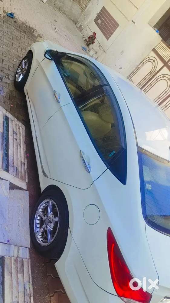 Hyundai Verna 2011 Diesel 90000 Km Driven