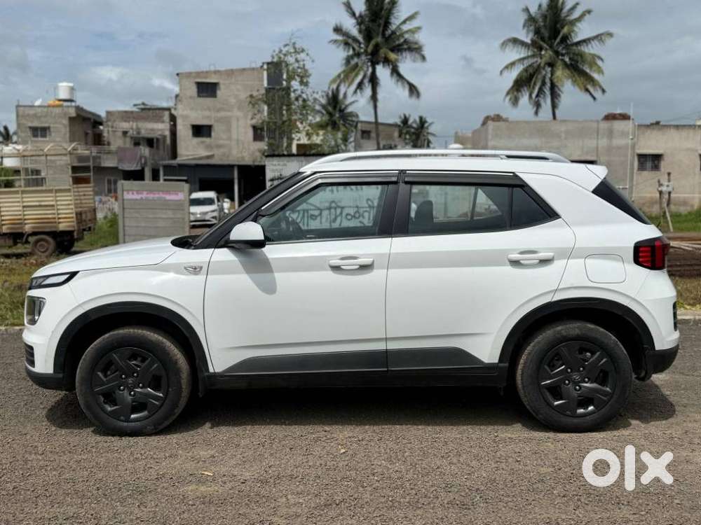 Hyundai Venue S Mt 1.2 Kappa, 2023, Petrol
