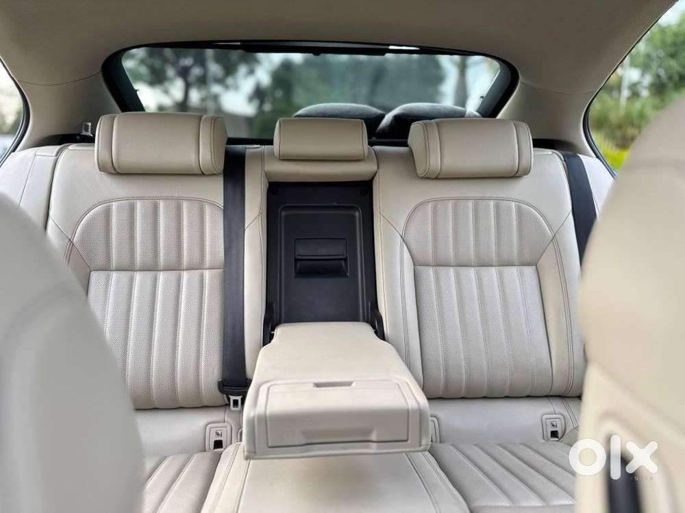 Skoda Superb Laurin And Klement 1.8, 2022, Petrol