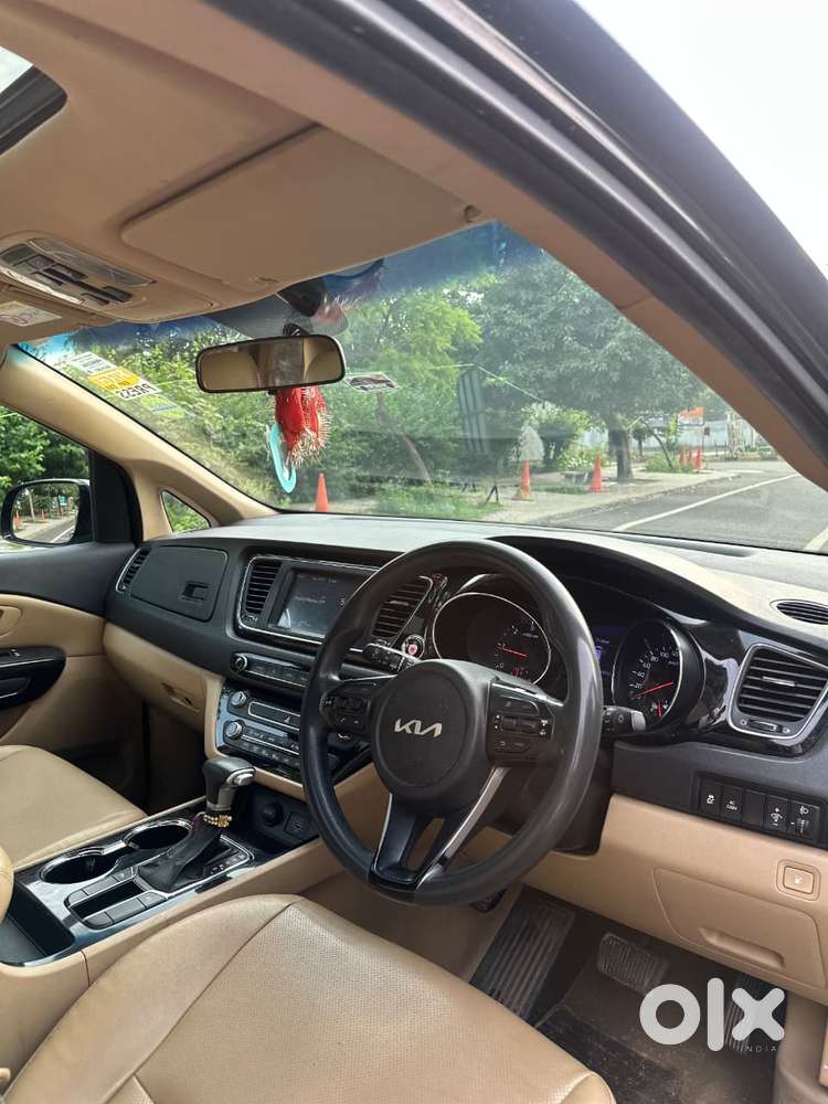 Kia Carnival Prestige, 2021, Diesel