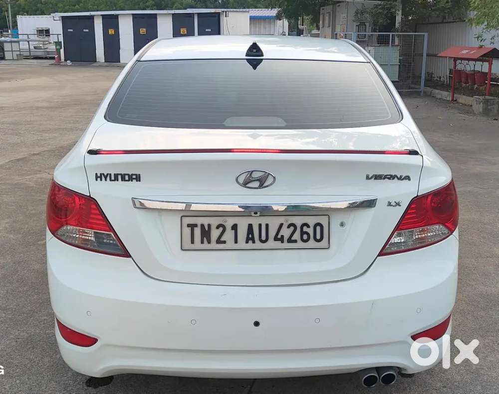 Hyundai Verna 2013 Petrol 120000 Km Driven