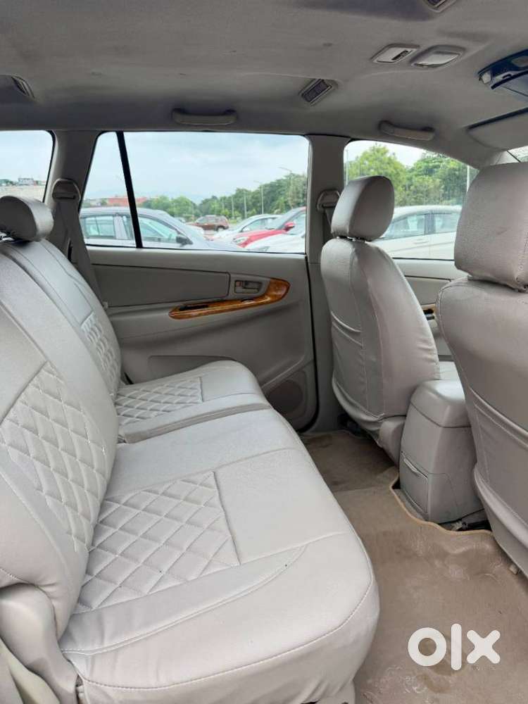 Toyota Innova, 2009, Diesel
