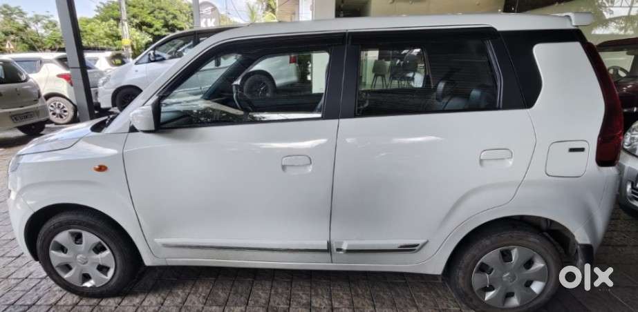 Maruti Suzuki Wagon R Vxi Amt1.2, 2021, Petrol