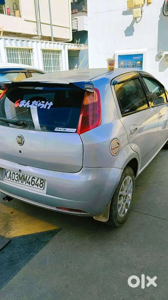 Fiat Grand Punto 2010 Petrol 98000 Km Driven