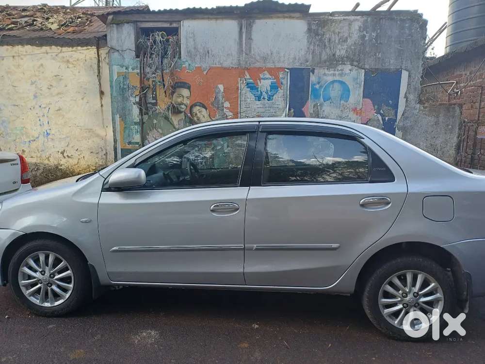 Toyota Etios 2012 Diesel 150000 Km Driven