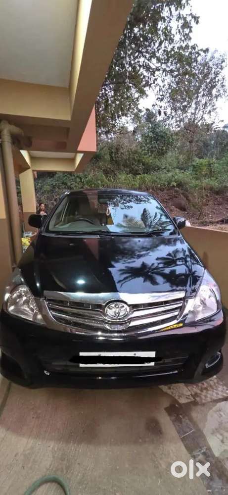 Toyota Innova 2001 Diesel Well Maintained