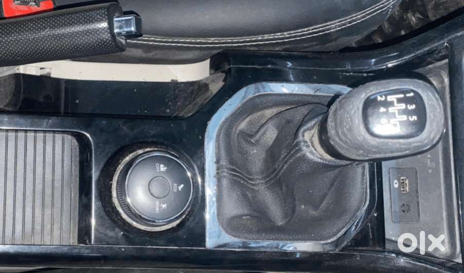 Tata Nexon 1.2 Revotron Xz Plus, 2022, Petrol