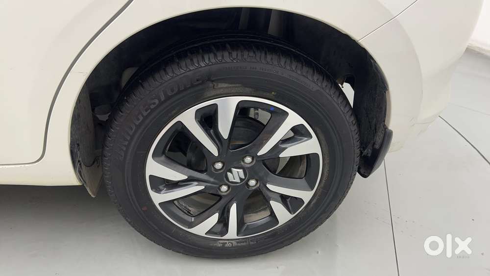 Maruti Suzuki Swift Zxi Plus, 2024, Petrol