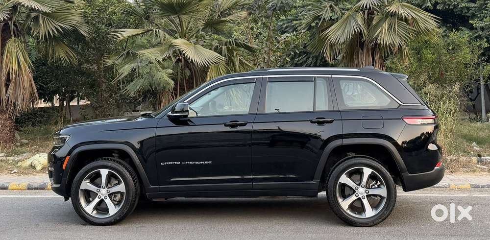 Jeep Grand Cherokee Limited (o) 4x4 At, 2024, Petrol