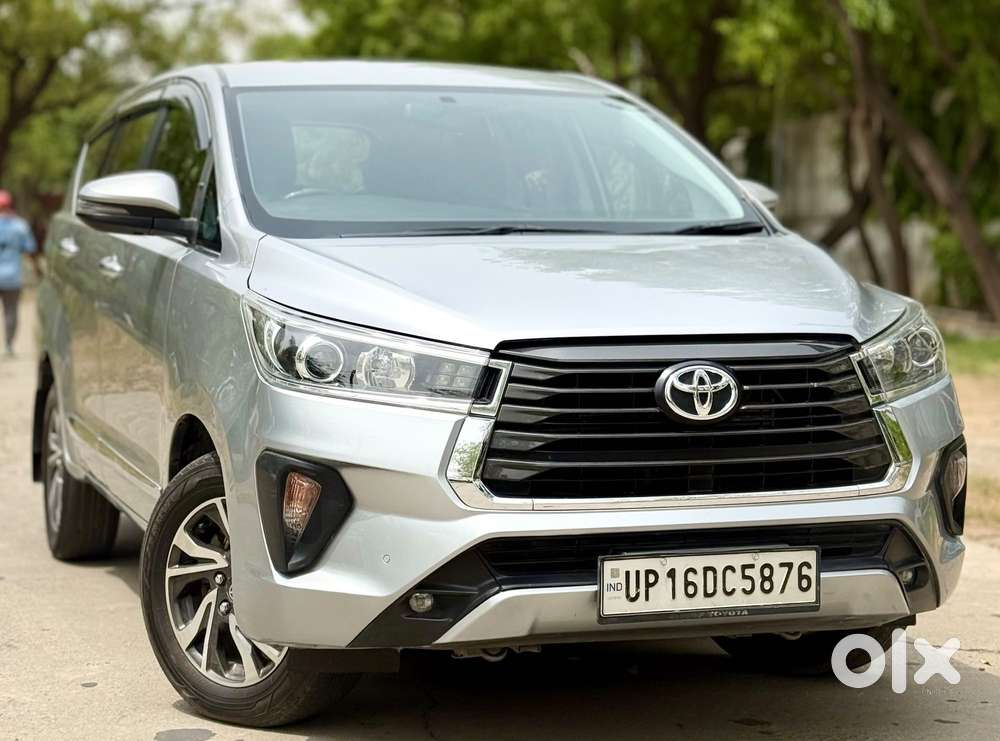 Toyota Innova Crysta 2.7 Vx Mt, 2022, Diesel