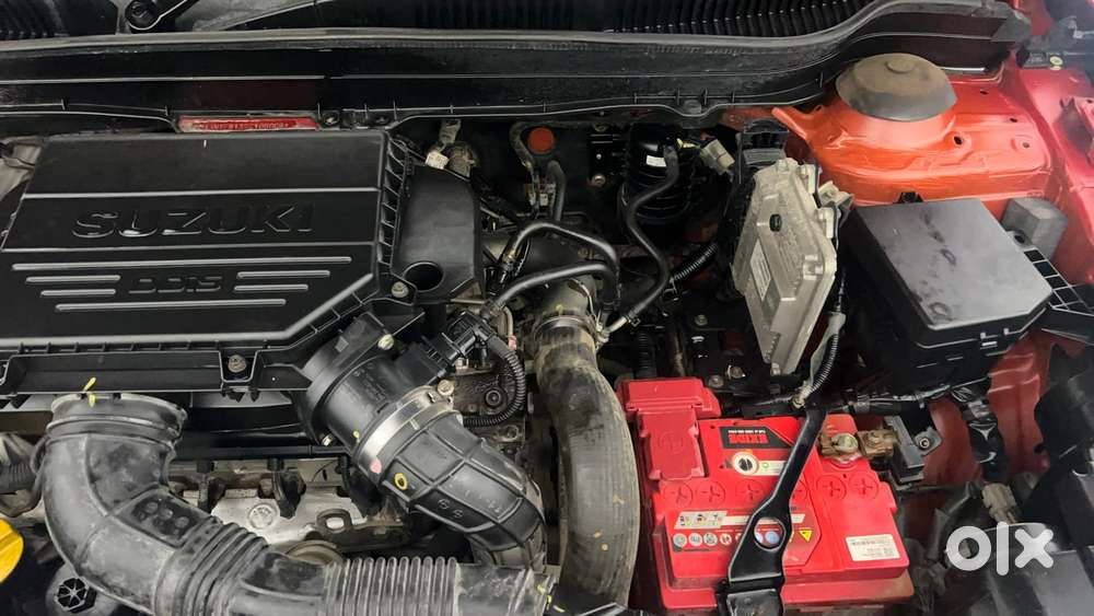 Maruti Suzuki Vitara Brezza Zdi+ Dual Tone Mt, 2016, Diesel
