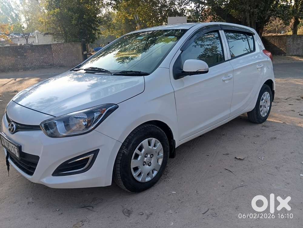 Hyundai I20 E 2014-2015 Magna 1.2, 2014, Petrol