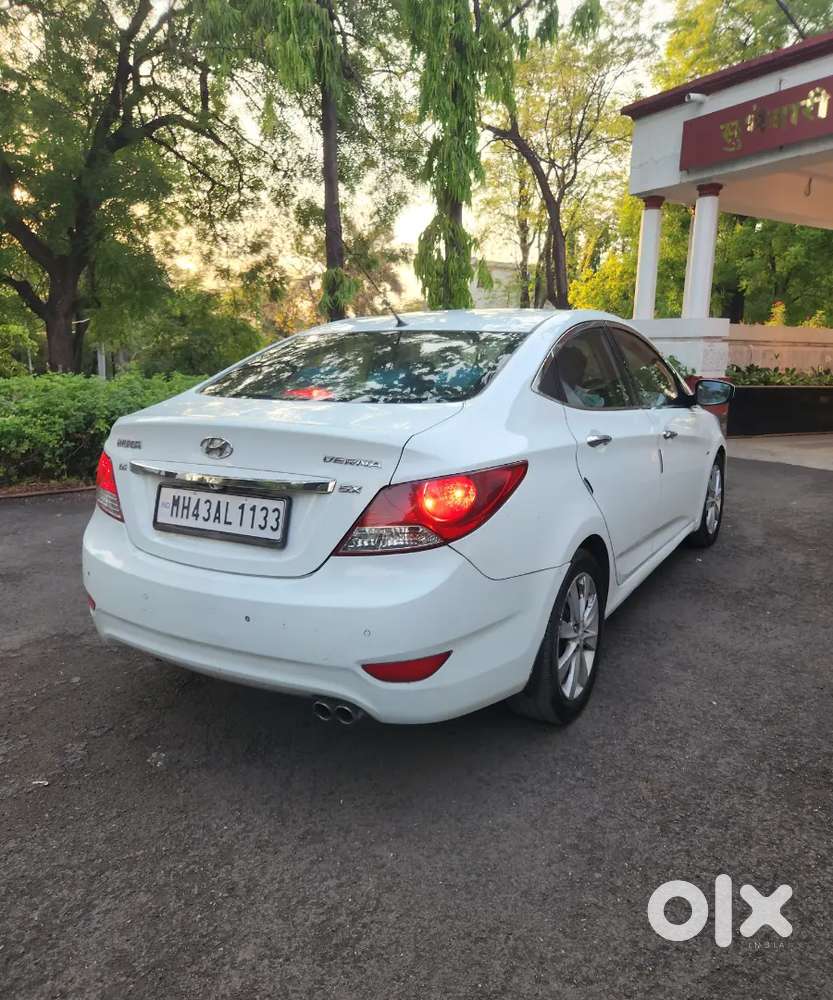 Hyundai Verna 2012