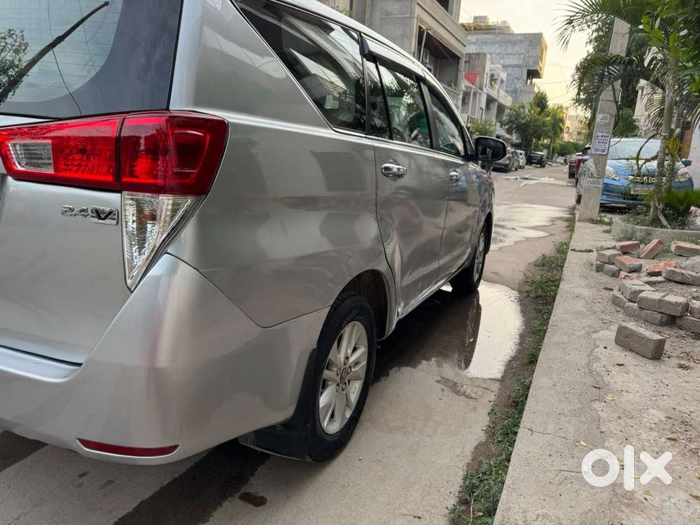 Toyota Innova Crysta 2.4 V 7 Str, 2018, Diesel