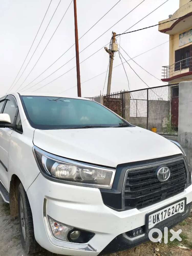 Toyota Innova Crysta 2017 Diesel 158000 Km Driven