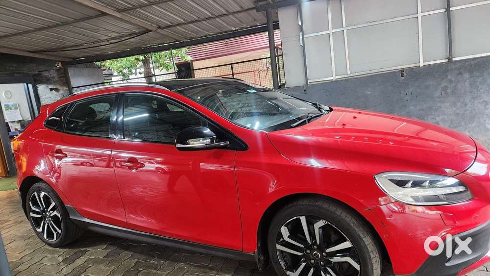 Volvo V40 Cross Country D3 Inscription, 2018, Diesel