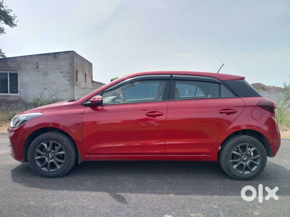 Hyundai I20 Sportz Plus, 2020, Petrol