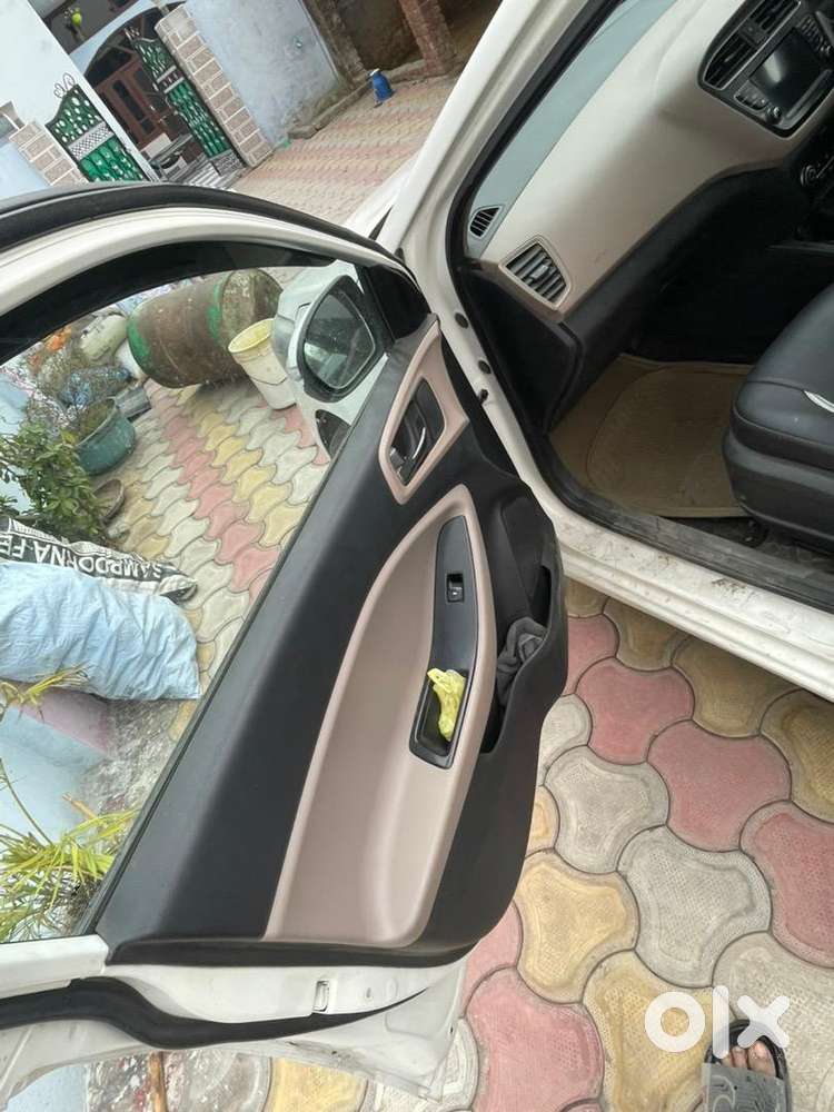 Hyundai Manual Car 2019